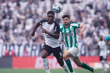 Con Carrillo de titular, Corinthians selló su clasificación a Copa Sudamericana