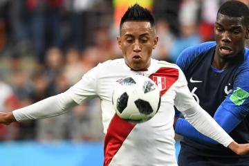 Cueva: "La Selección no se va de mi mente y lo que más amé en el fútbol fue estar en un Mundial"