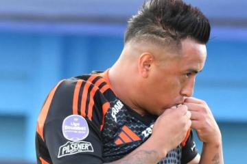 Cueva: "Deseo que los momentos difícil pasen en Emelec y vuelvan los éxitos"