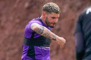 Erustes: "Estoy contento de firmar por Melgar y espero dar lo mejor"