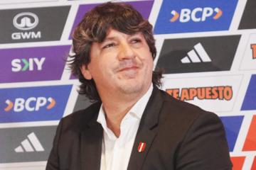Ferrari sobre contratar a Gareca: "Busco otro perfil"