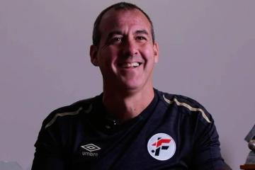 Roberto Silva destaca fin del amistoso ante Bolivia: "Es para proteger salud del futbolista"