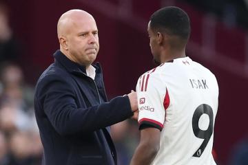 Slot sobre Isak: "Va a ser una lesión larga"