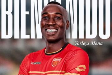¡Muda sus goles a Huancayo! Mena fichó por el 'Rojo Matador'