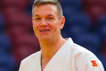 Zegarra: "Las medallas sin base son anécdotas"