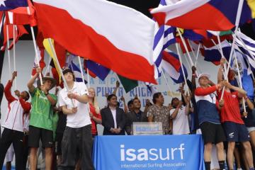 El Mundial Junior de Surf 2025 fue inaugurado en Punta Rocas