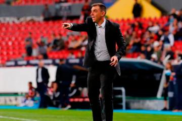 ¡Camino a La Victoria! Pablo Guede está a un paso de ser el nuevo DT de Alianza Lima para el 2026