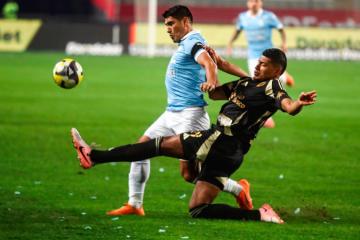 Ávila: "Me ha tocado jugar en canchas paupérrimas, pero esto ya es una vergüenza"
