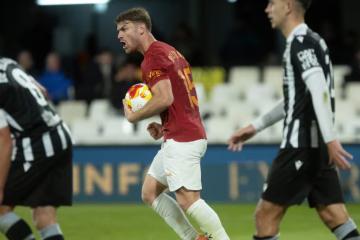 Valencia ganó en suplementario y avanzó en la Copa del Rey