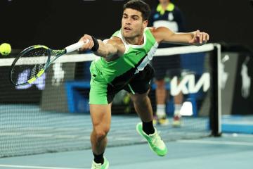 Alcaraz debutó con triunfo en el Abierto de Australia