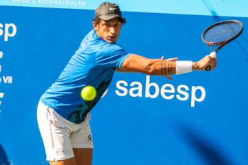 Arklon Huertas del Pino se retiró en fase previa de Buenos Aires
