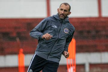 Barcos: "Ramos y Girotti son jugadores de jerarquía y respeto"