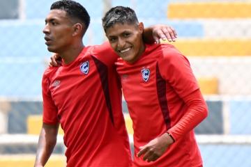 Cienciano venció por 4-1 a Bolívar en amistoso