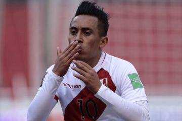(VIDEO) Cueva sobre lo dicho por Tapia: "No comparto que uno tenga que protestar retirándose de la Selección"