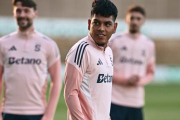Grimaldo tuvo sus primeros minutos en Sparta Praga