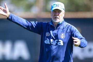 El elegido: Mano Menezes será presentado como técnico de la selección