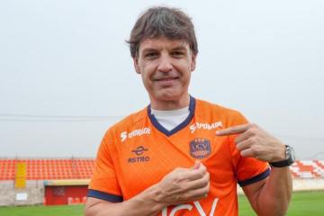 Morientes: "El fútbol peruano tiene que invertir en los jóvenes para en el futuro recoger esos resultados"