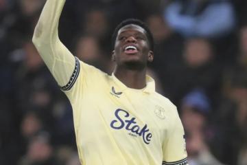 Everton dio el golpe y venció por la mínima diferencia a Aston Villa por la Premier League