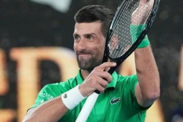 Djokovic avanzó firme en el Australian Open tras vencer con autoridad a Pedro Martínez