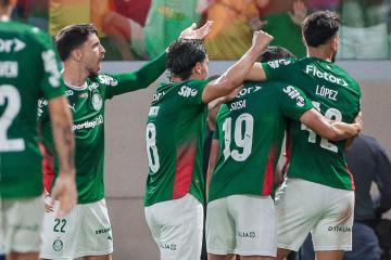 Palmeiras se impuso a Sao Paulo y sigue en la cima del Campeonato Paulista