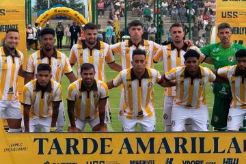 Juan Pablo II presentó a su equipo con goleada sobre Alianza Atlético