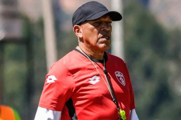 Roberto Mosquera se pierde el debut ante Alianza Lima