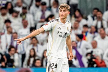 Dean Huijsen se lesionó y es duda para el duelo ante Benfica