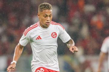 Flamengo e Internacional igualaron 1-1 por el Brasileirao