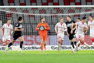 Sin Lapadula, Spezia igualó de visita ante Bari y sigue en zona de descenso de la Serie B