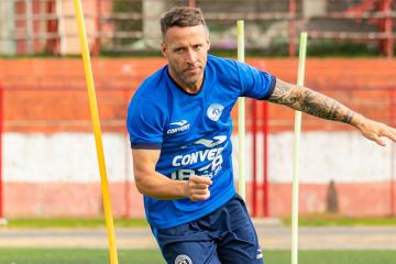 Lavandeira: "Me fui de vacaciones con la expectativa de que volvía a Alianza"