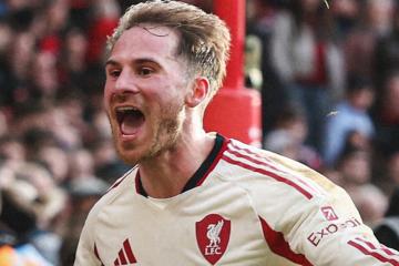 Liverpool venció en los descuentos al Nottingham Forest
