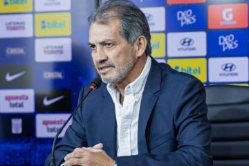 Navarro: "Se ha jugado el primer tiempo y vamos con fe"