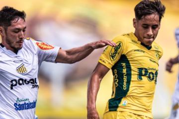 Jhilmar Lora se quedó entre los suplentes del Novorizontino