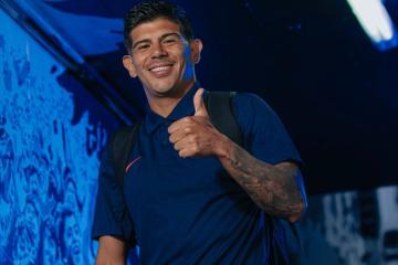 Pavez: "Obviamente queremos jugar mejor, hacer más goles, pero lo importante son los 3 puntos"