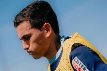 Vélez sobre no arrancar ante 2 de Mayo: "Son decisiones técnicas, uno las respeta"