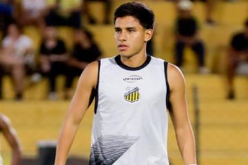 Con Lora en el banco, Novorizontino ganó y es líder del Paulistao