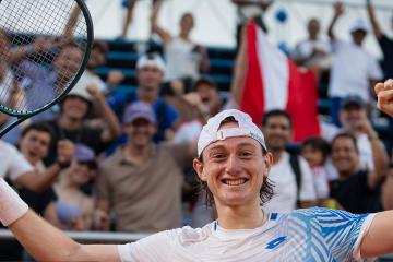¡Buena, ‘Nacho’! Buse venció al italiano Passaro y avanzó a octavos del Argentina Open