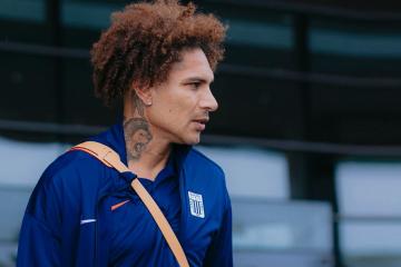 Paolo Guerrero: "Tenemos que salir bien concentrados en Paraguay"