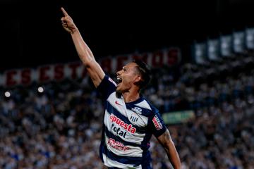 Garcés: "El equipo ha ido de menos a más y ante Melgar se vio reflejado en el juego"