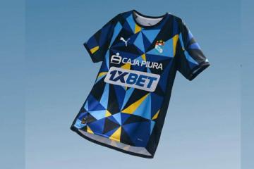 Cristal presentó su tercera camiseta del 2026