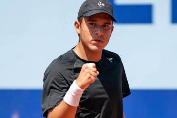 Bueno avanzó a octavos del Challenger de Sao Paulo tras vencer a Huertas del Pino