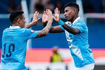 Araujo: "Tenemos que corregir rápido, sino esto no nos va a alcanzar"