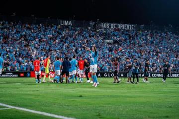 Dos integrantes de Cristal conforman el once ideal de la Libertadores