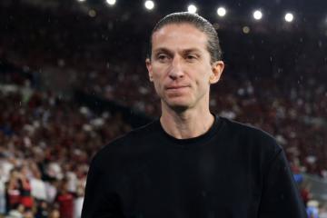 Flamengo anunció el despido de Filipe Luis