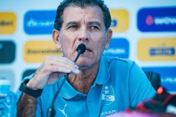 Zevallos tras salida de Autuori: "Siempre un técnico como Mosquera pasa a ser observado"