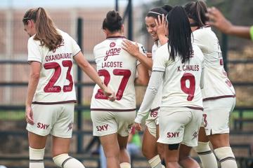 ¡Nuevo récord en la Liga Femenina! "U" vapuleó por 16-0 a Mannucci