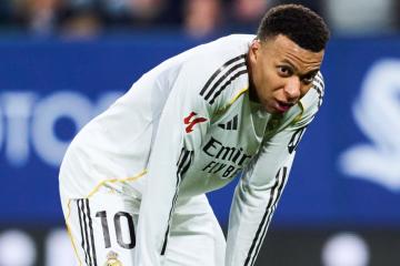 Mbappé sufre un esguince de rodilla
