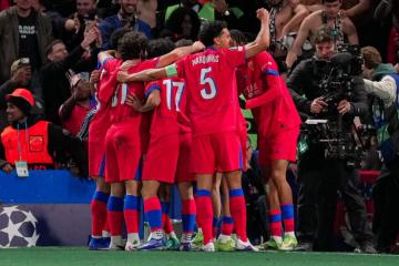 PSG goleó al Chelsea y selló su pase a cuartos de final