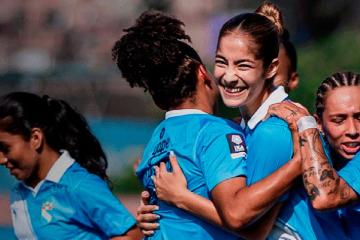Sigue con puntaje perfecto: Cristal venció 3-1 a Def. del Ilucán en Liga Femenina