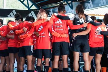 Selección Femenina realizó su primer entrenamiento en Cusco